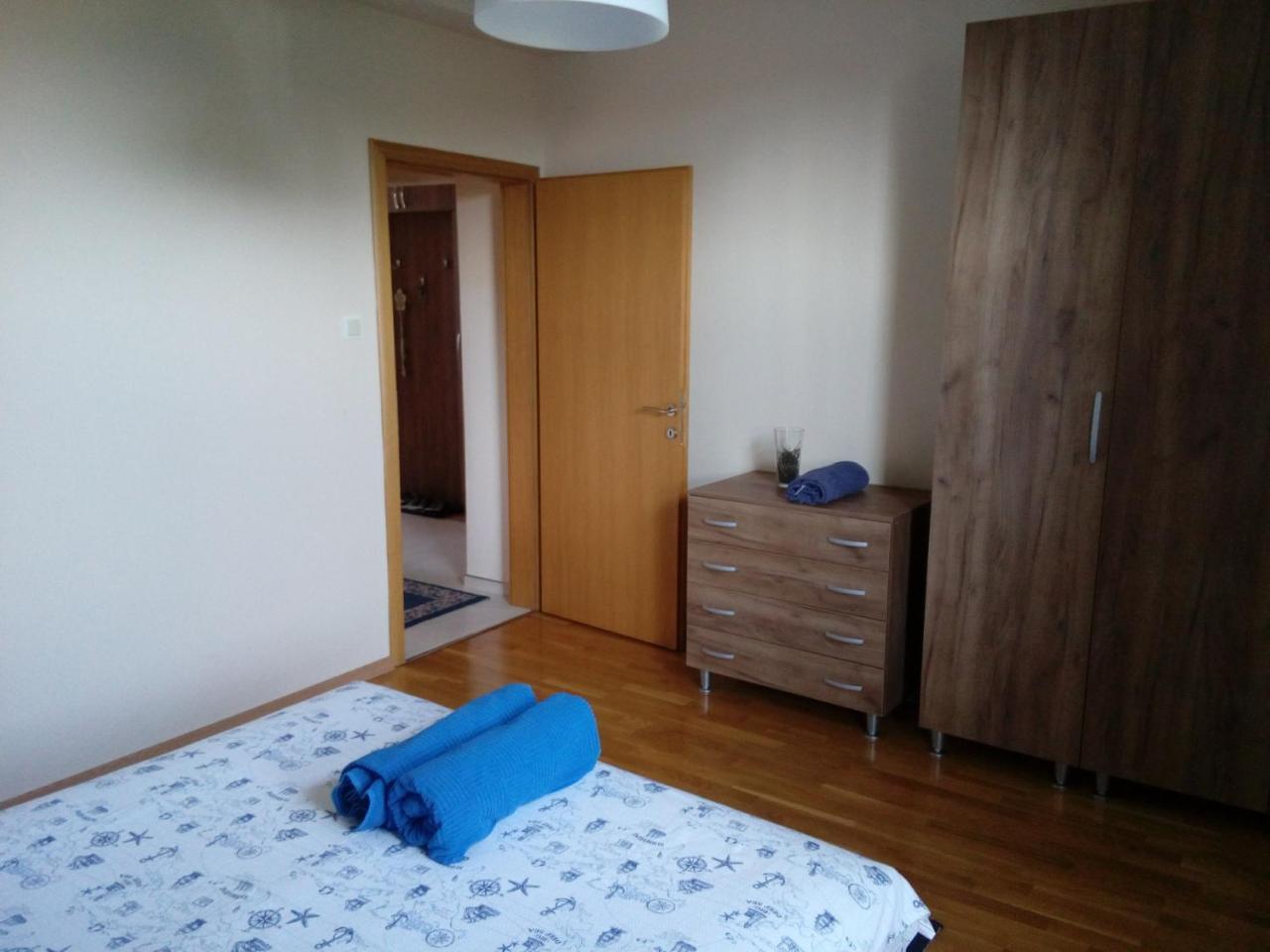 Green Villa Rodna สโกเปีย ภายนอก รูปภาพ
